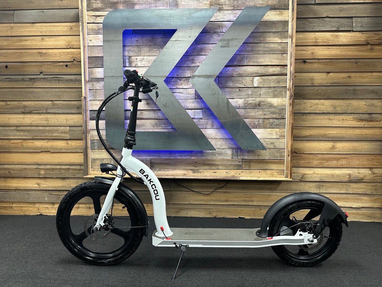 Badger / Gloss White / #3542