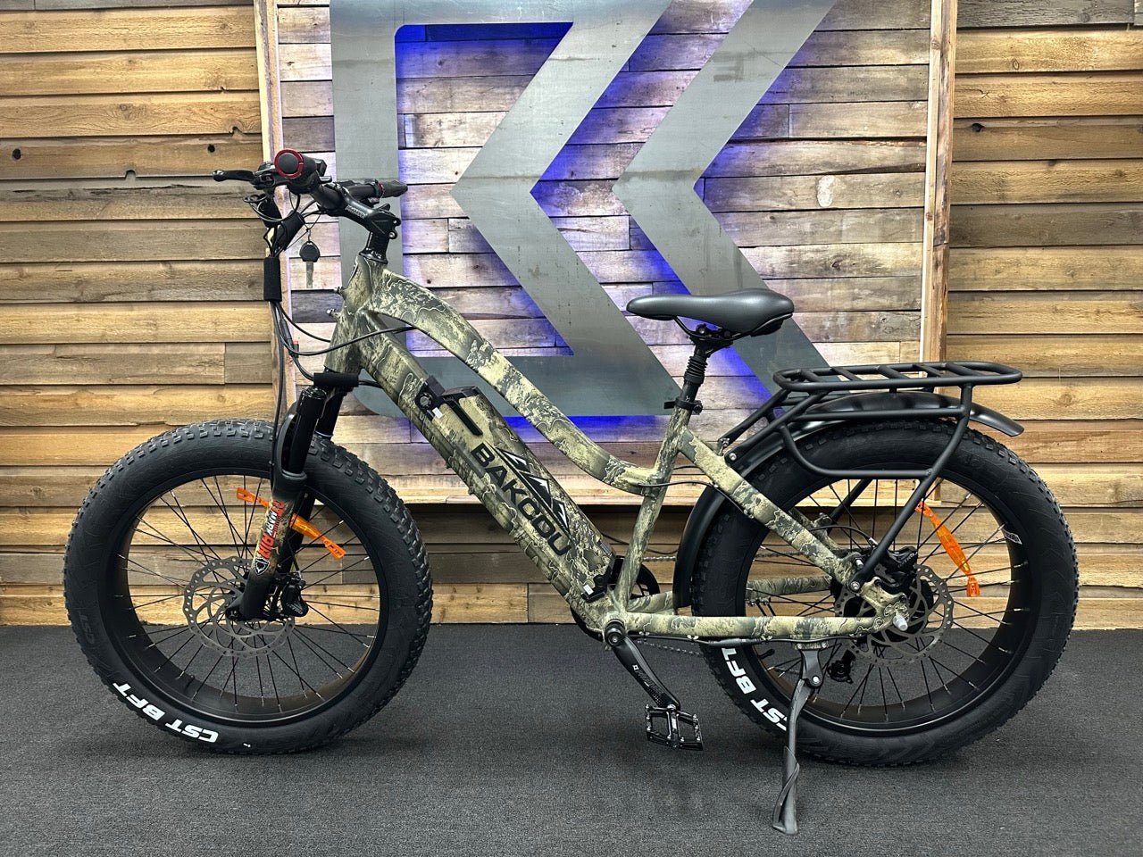 Flatlander ST 24" / Realtree Excape / 17.5ah / #5524