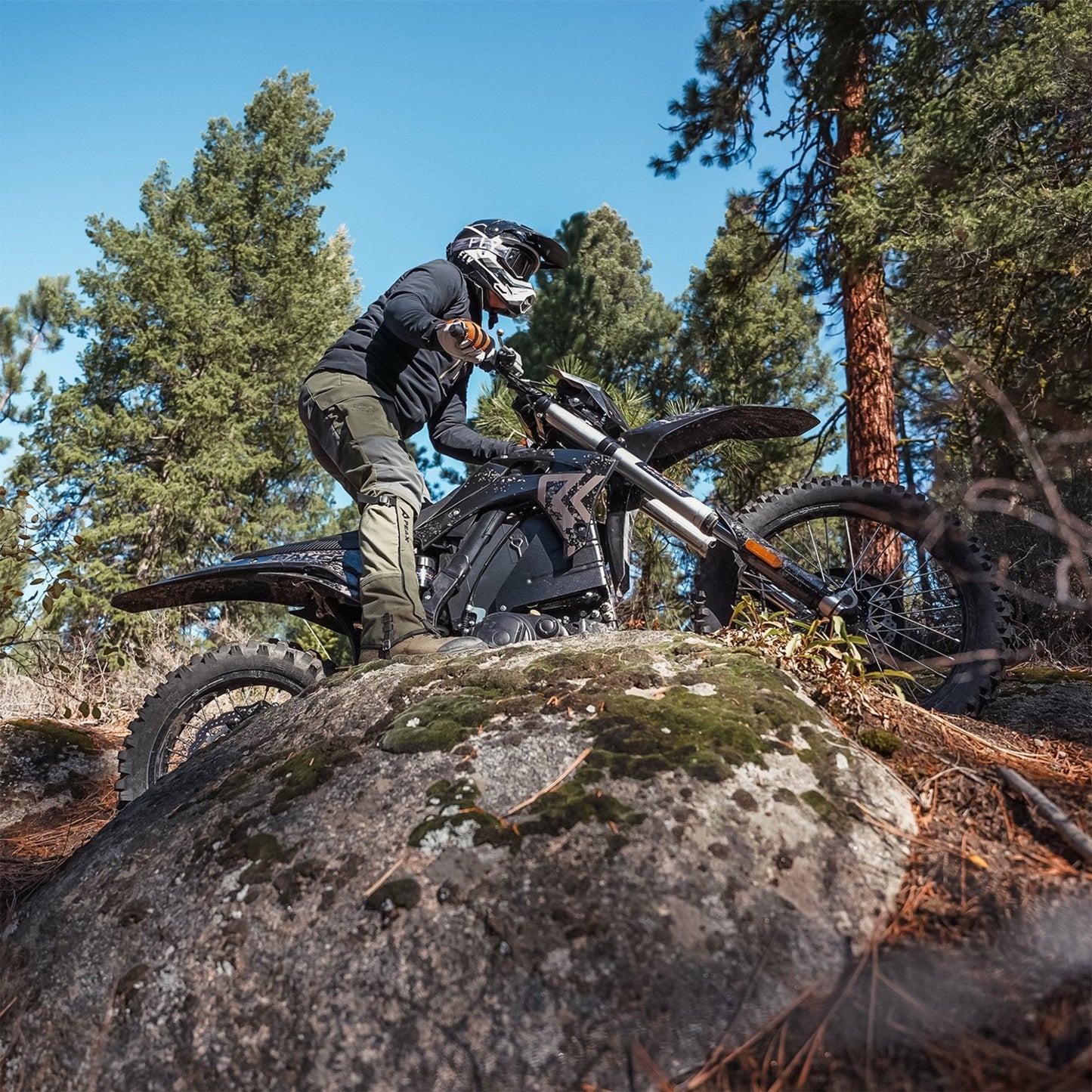 Puma X24 electric motorcycle for hunters & trail riders - Bakcou