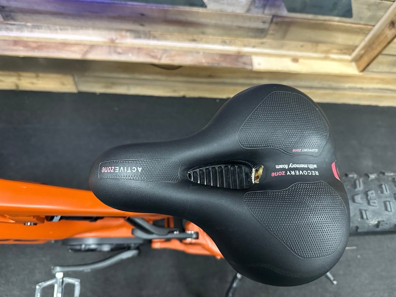 Scout 26" / Medium 17" / Matte Burnt Orange / 17.5ah / #0333