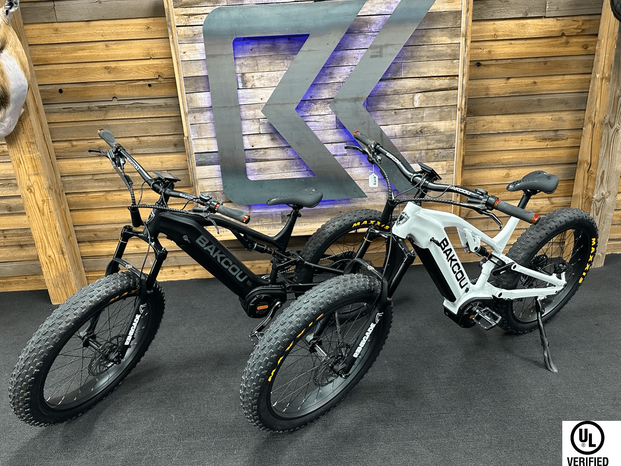 Scout Black and White Large 21ah - 2 BIKE BUNDLE Special #0978