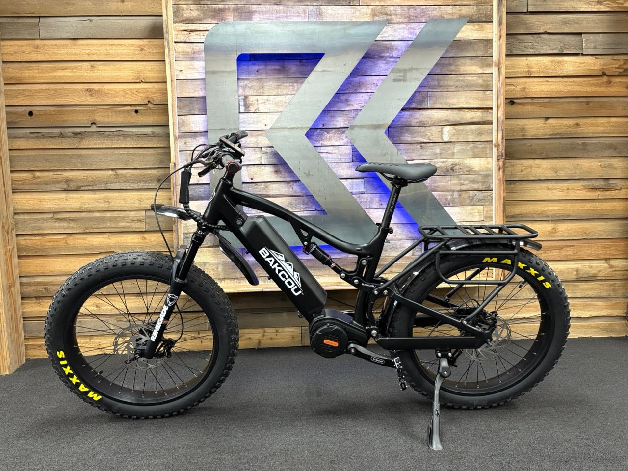 Storm 26" / Large 19" / Matte Black / 21ah / #1552