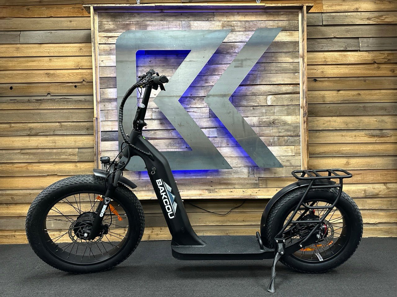 Timberwolf AWD / Matte Black / 21ah / #7049