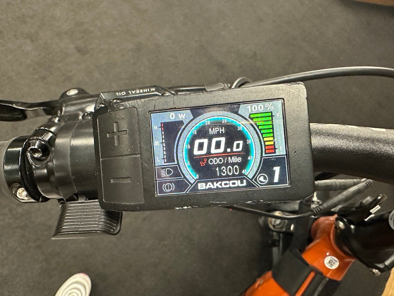 Timberwolf / Gloss Orange / 17.5ah / #3084