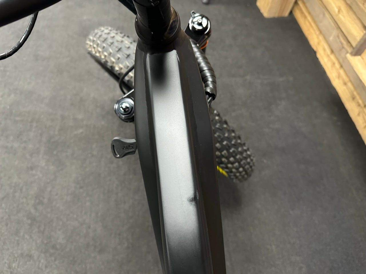 Scout Black and White Large 21ah - 2 BIKE BUNDLE Special #0978