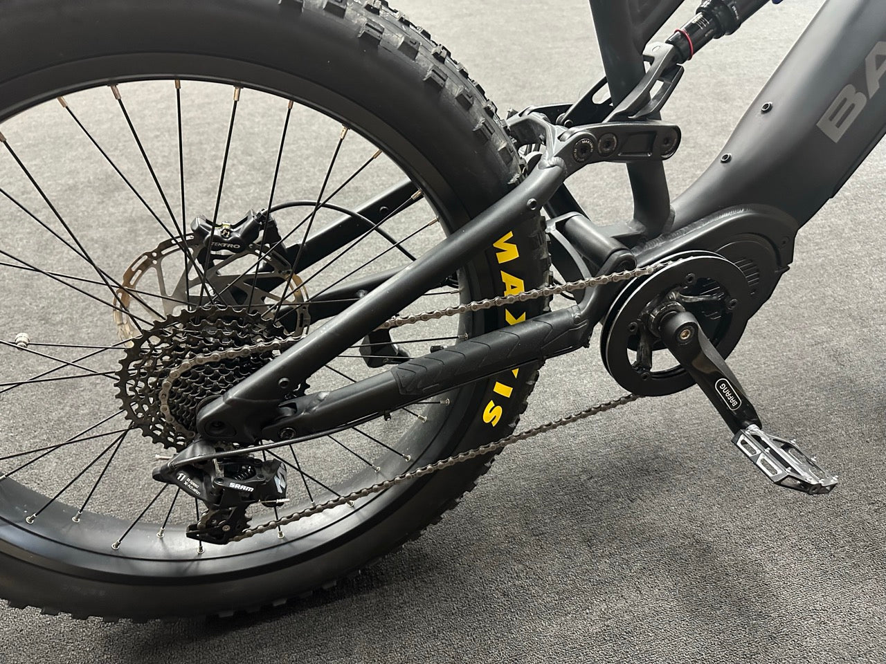 Scout / Large / Matte Black/ 21ah / 1488