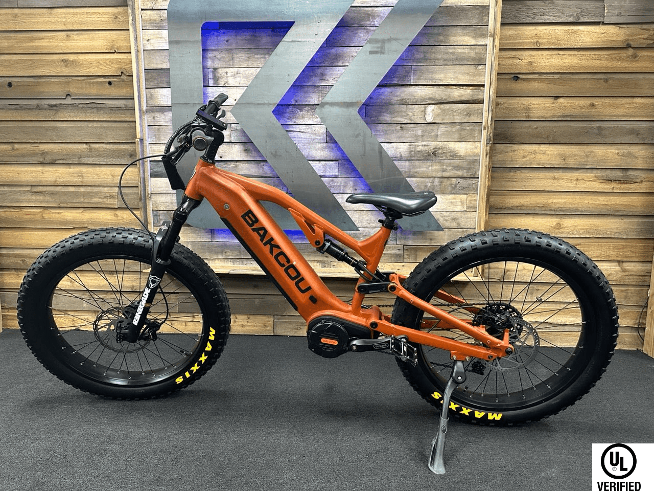 Scout / Medium / Matte Burnt Orange / 21ah - Demo Special #0896